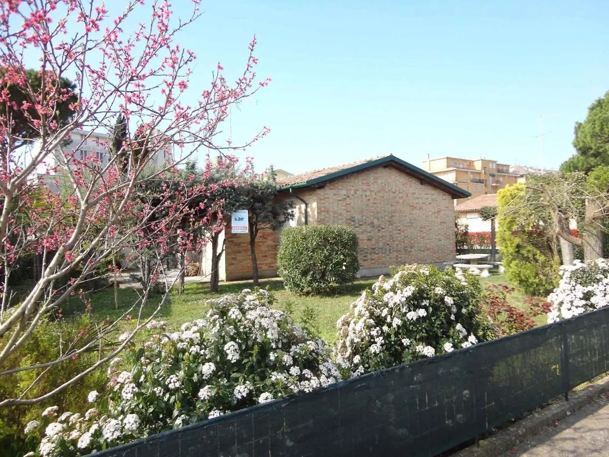 Holiday Home In Porto Santa Margherita 24771 0*, ポルト・サンタ・マルゲリータ・ディ・カオルレ